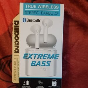 True Wireless Stereo Earbuds with Extreme Bass